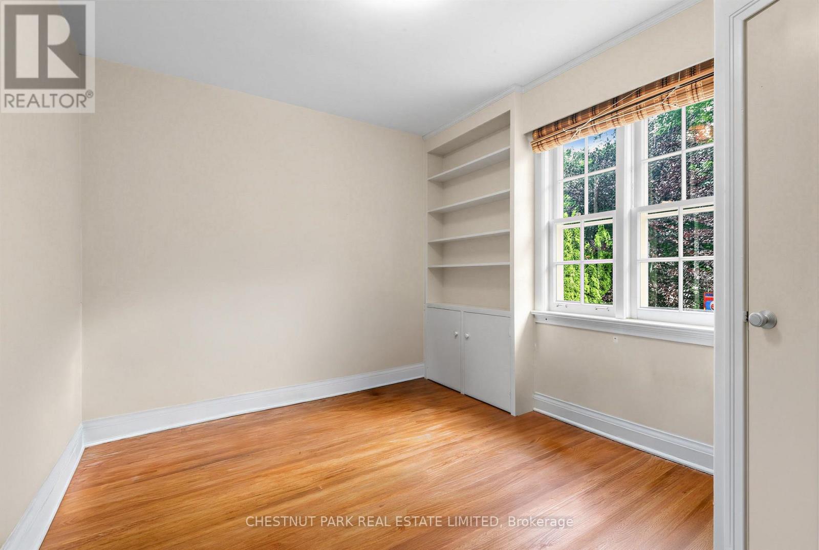 143 MILDENHALL ROAD - 11