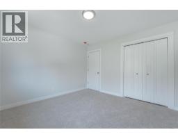 2014 Lanzo Lane, Revelstoke, BC V0E2S1 Photo 27