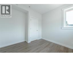 2014 Lanzo Lane, Revelstoke, BC V0E2S1 Photo 17