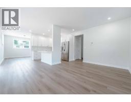 2014 Lanzo Lane, Revelstoke, BC V0E2S1 Photo 14