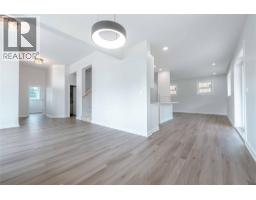 2014 Lanzo Lane, Revelstoke, BC V0E2S1 Photo 16