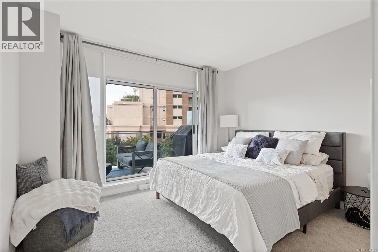206 68 Songhees Road, Victoria