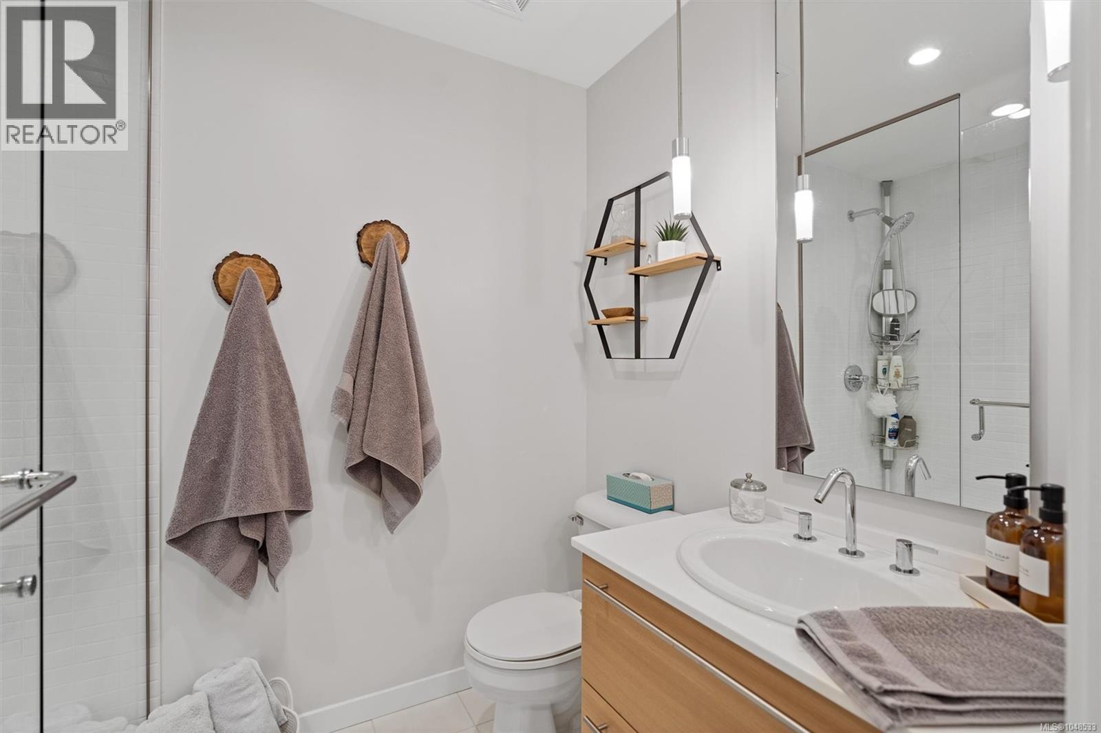 206 68 Songhees Road, Victoria