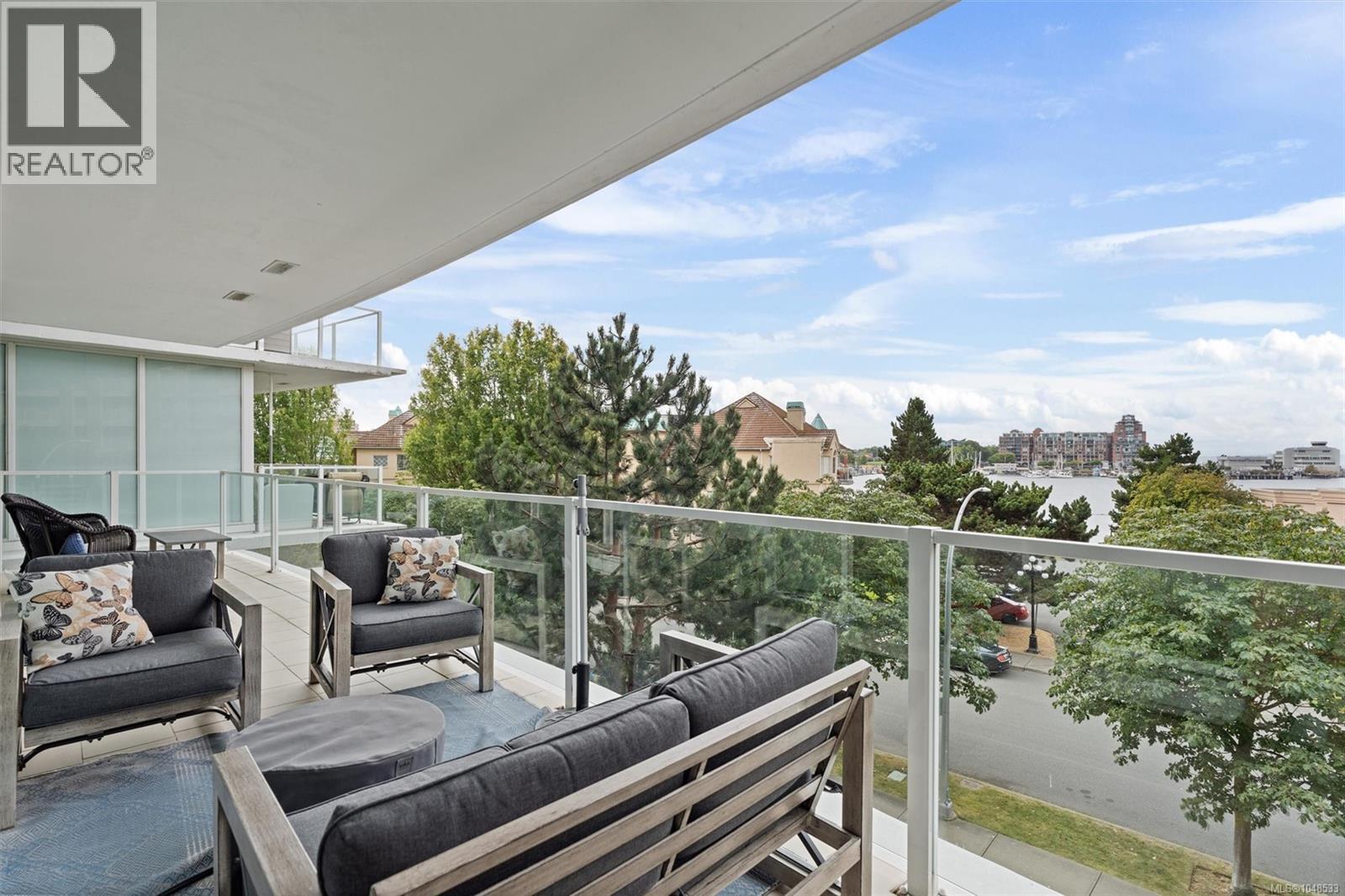 206 68 Songhees Road, Victoria