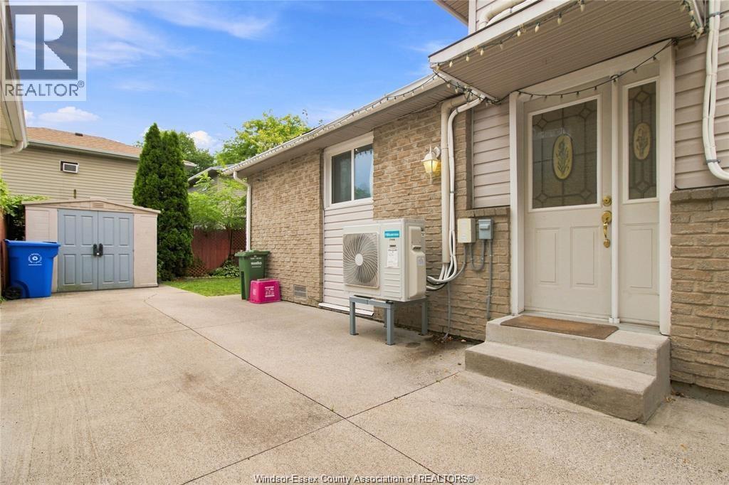 1229 ARNCLIFFE PLACE, Windsor — photo 3