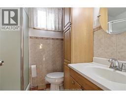 1229 Arncliffe Place, Windsor, ON  Photo 10
