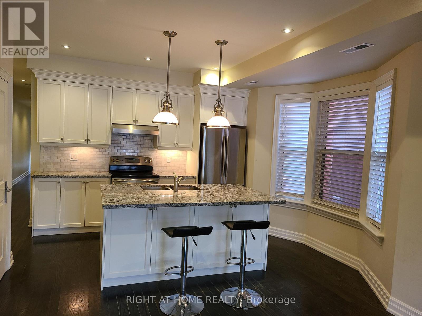 730 SHAW STREET - Image 23
