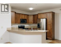 1007 Harvey Avenue Unit# 208, Kelowna, BC V1Y6B1 Photo 9