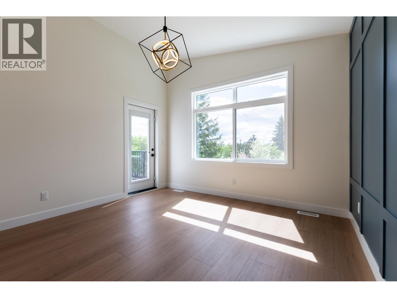 Photo 25 of 39 — 1660 11TH AVENUE · Prince George, BC