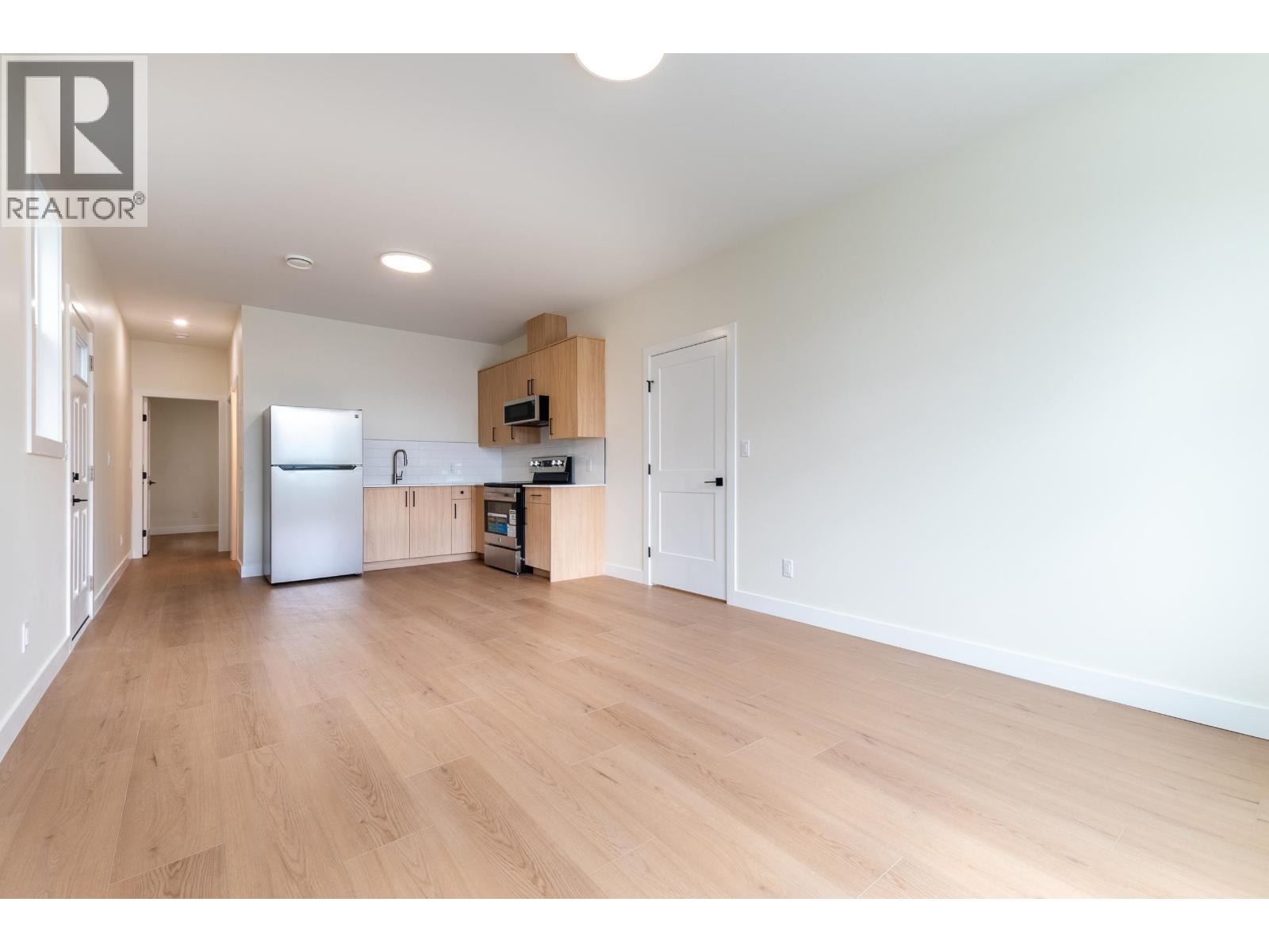 Photo 28 of 39 — 1660 11TH AVENUE · Prince George, BC