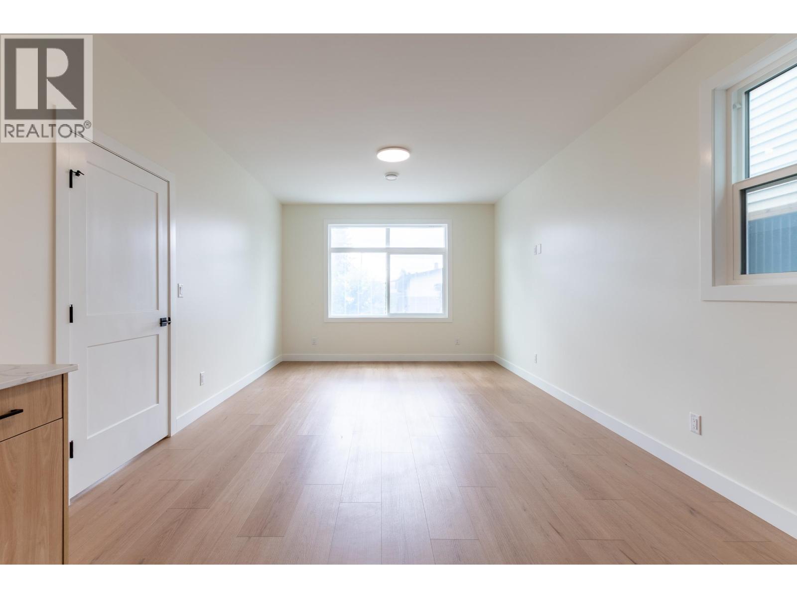 Photo 32 of 39 — 1660 11TH AVENUE · Prince George, BC