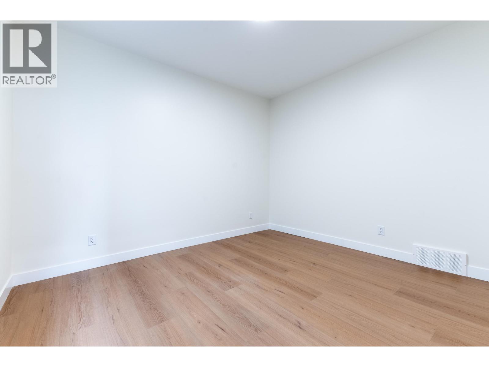Photo 34 of 39 — 1660 11TH AVENUE · Prince George, BC