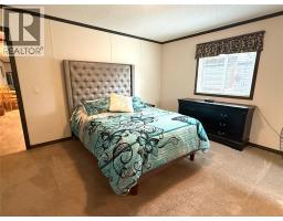 Living room - 8945 Highway 97 N Highway Unit# 5, Kelowna, BC V4V1E8 Photo 12