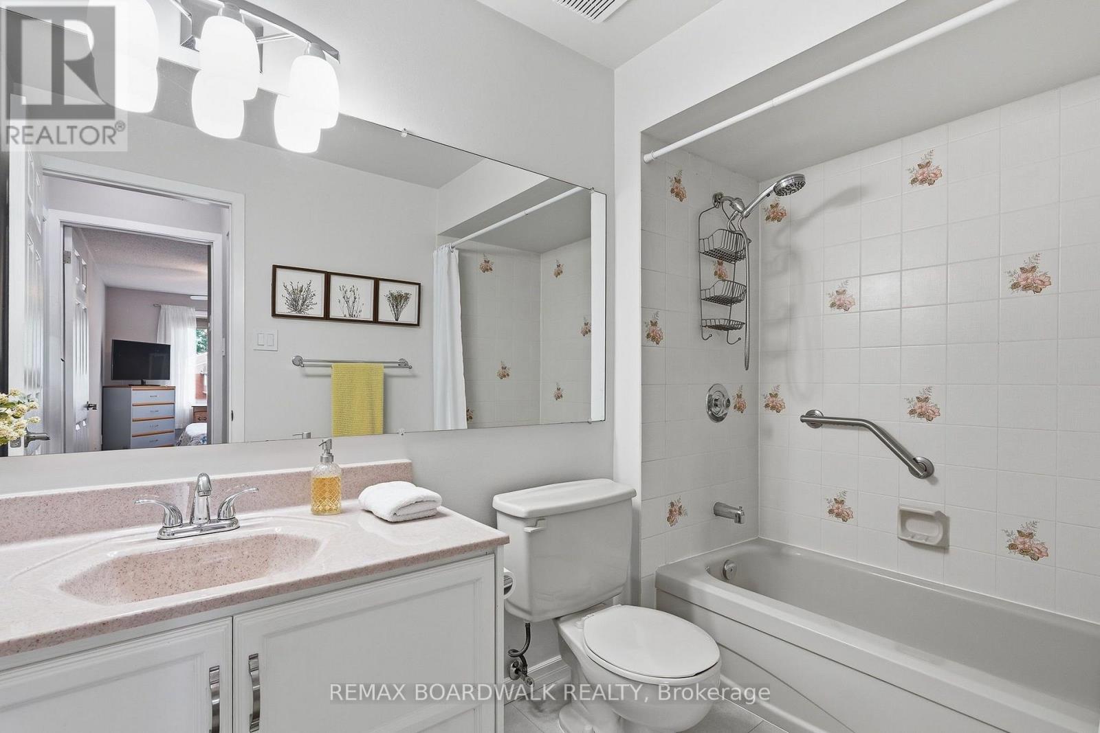 1 Bed, 2 Bath Apartment for Sale in Ottawa – 209 – 1760 CABARET LANE, Ottawa – MLS# X13756620 - Image 23