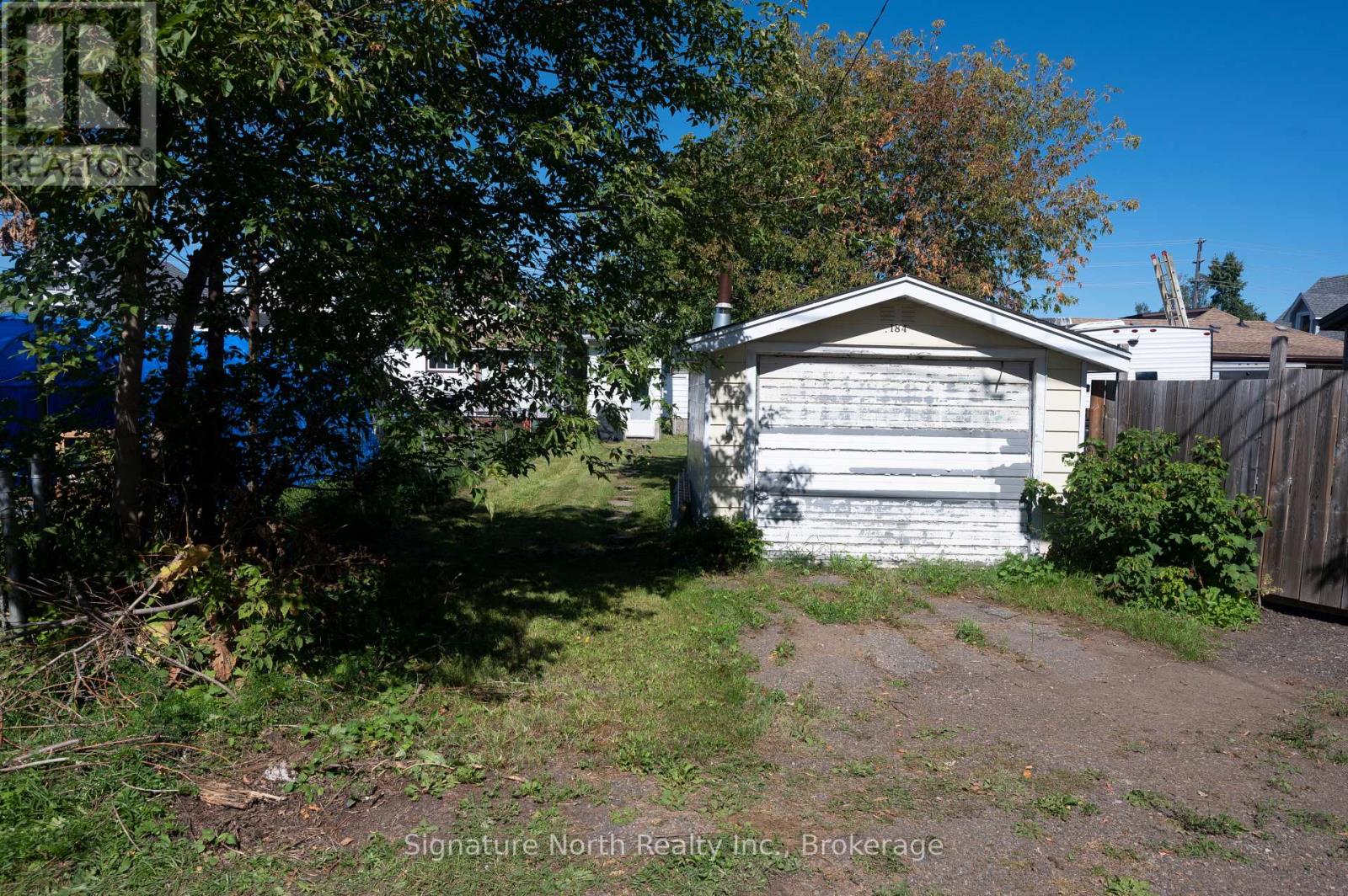 184 MARY STREET E - 31