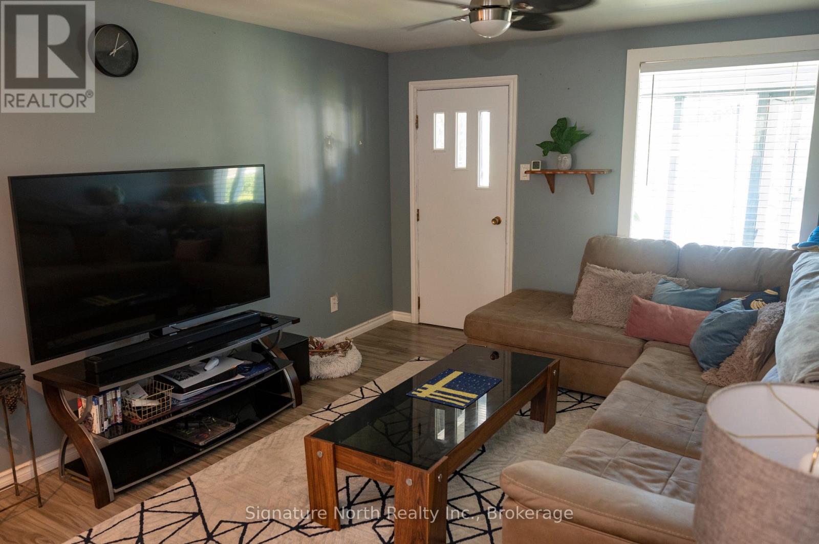 184 MARY STREET E - 4