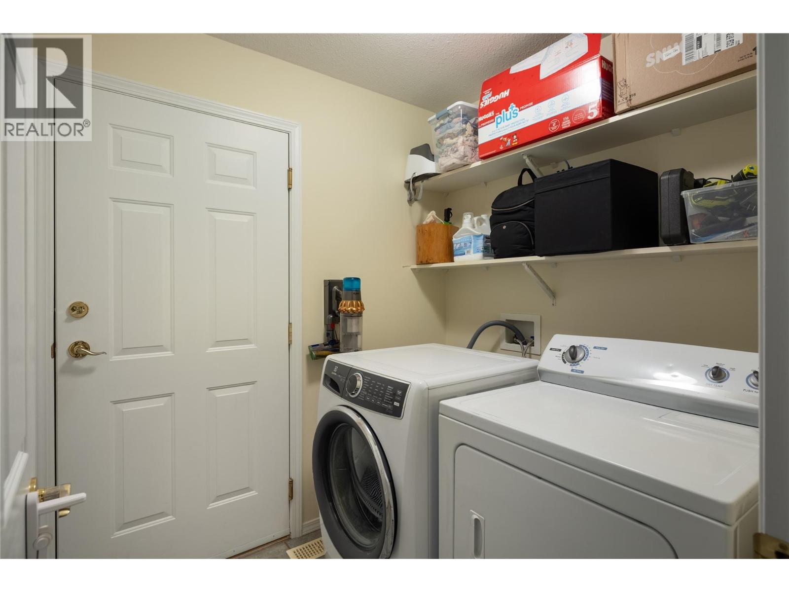  1051 Chilcotin Crescent, Kelowna