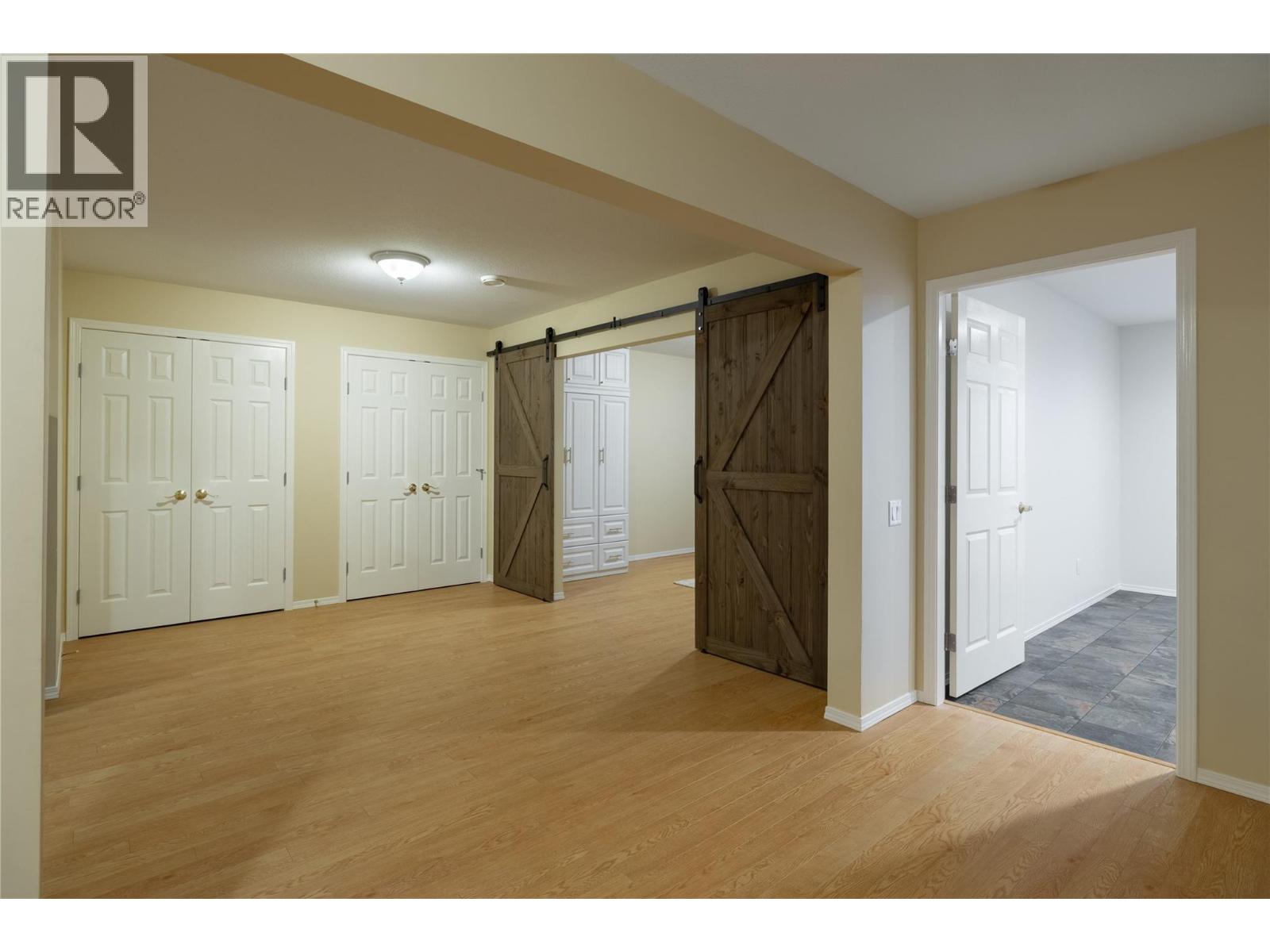  1051 Chilcotin Crescent, Kelowna
