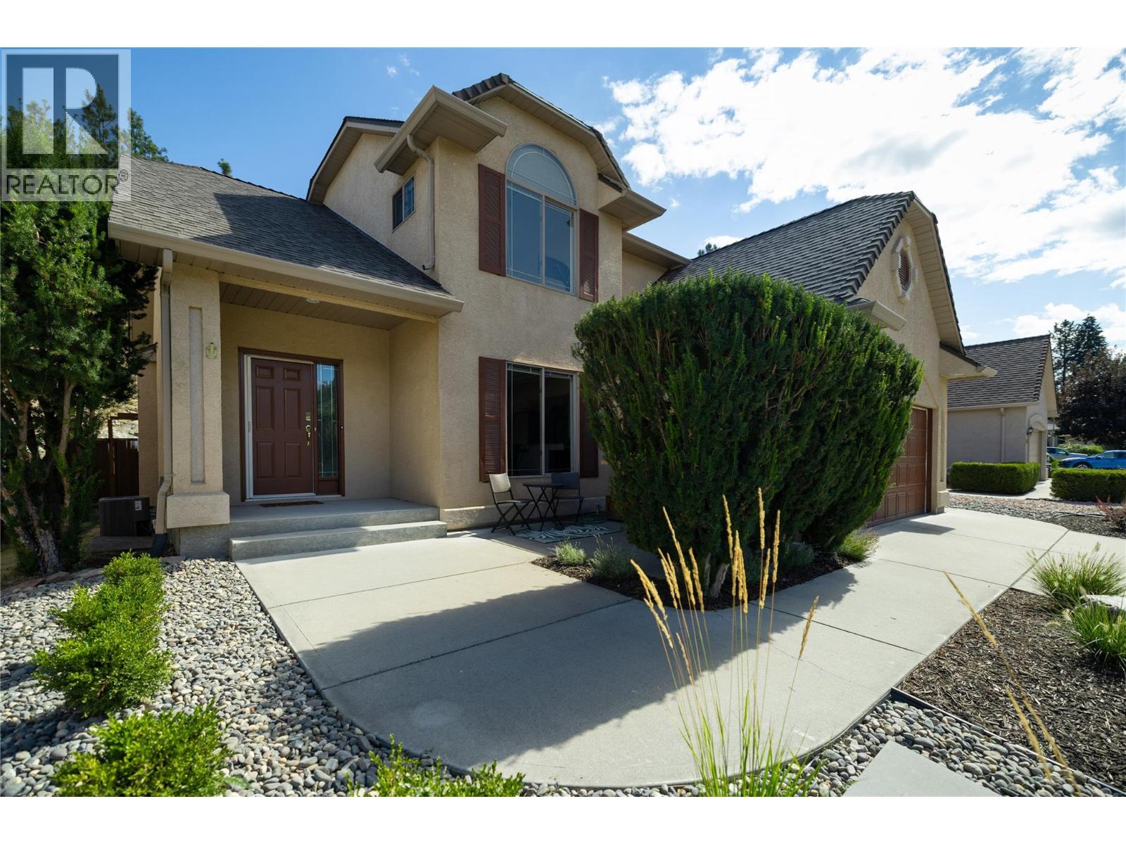 1051 Chilcotin Crescent - 53