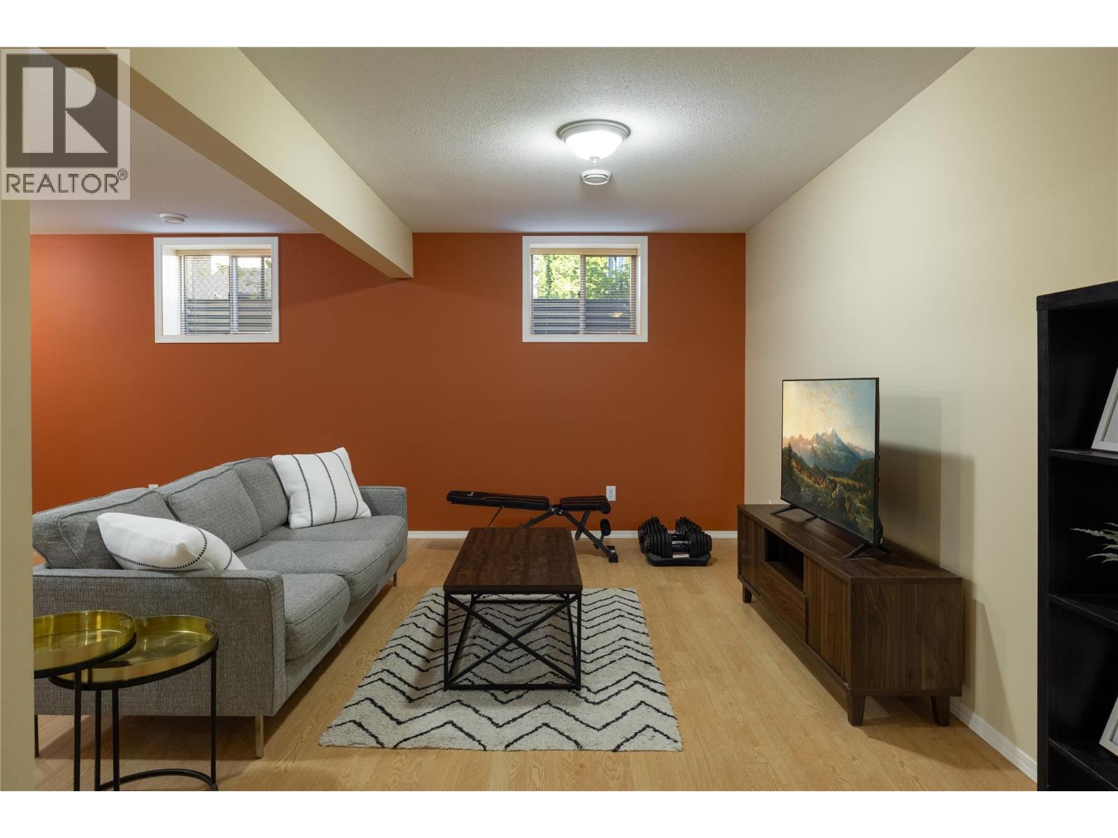  1051 Chilcotin Crescent, Kelowna