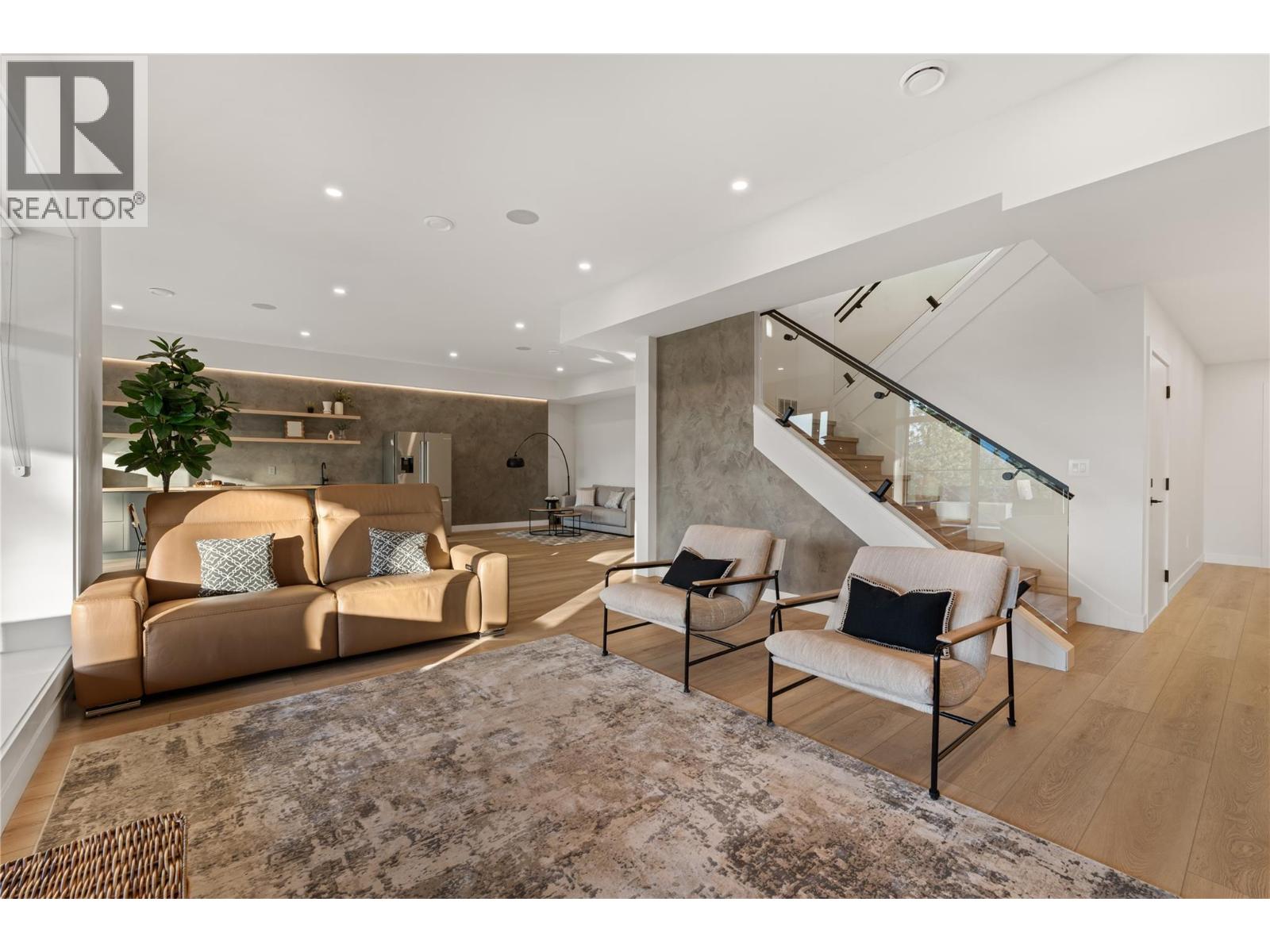 2703 HAWTHORN Drive - Image 46