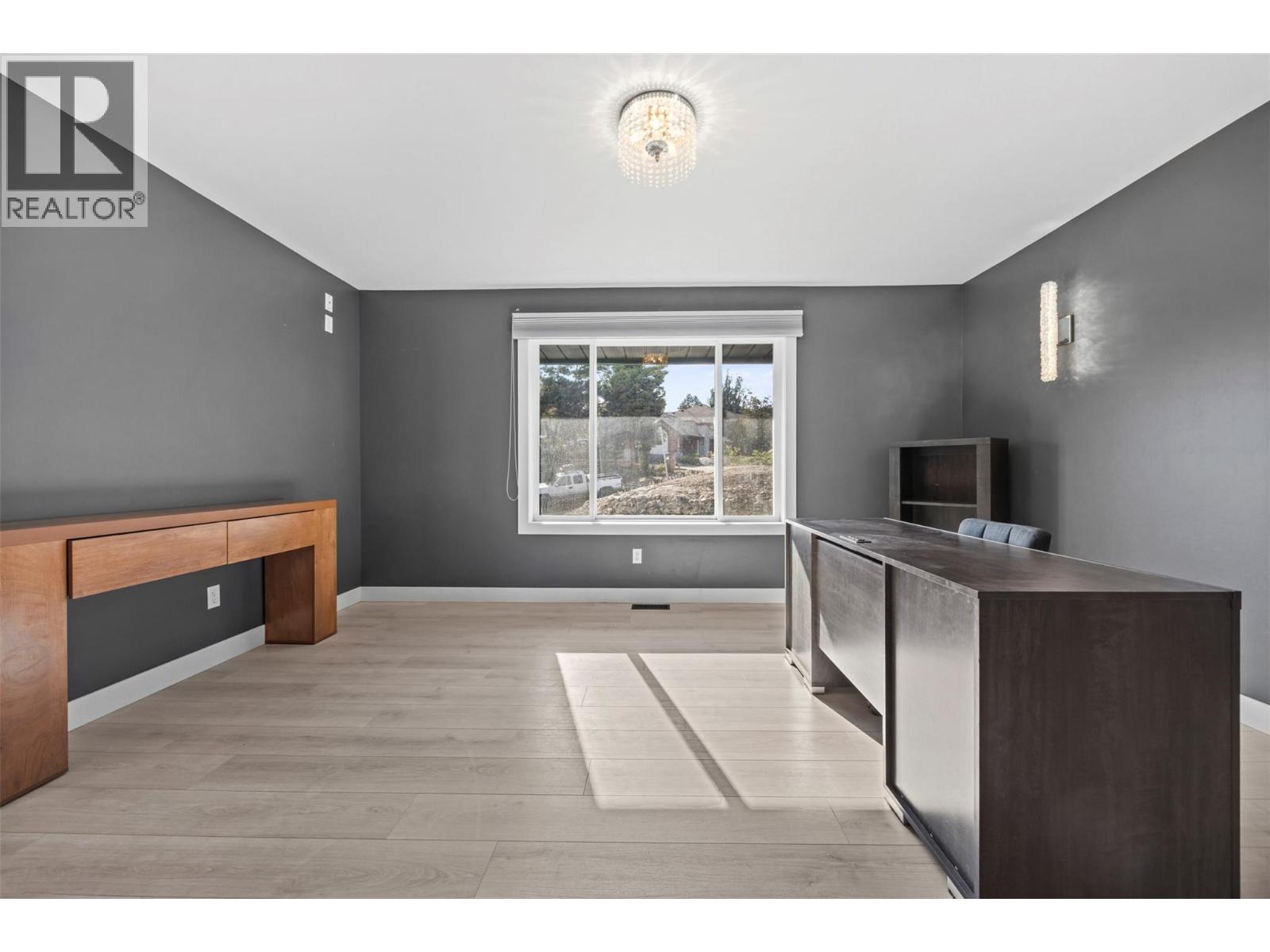  2308 Lillooet Crescent, Kelowna