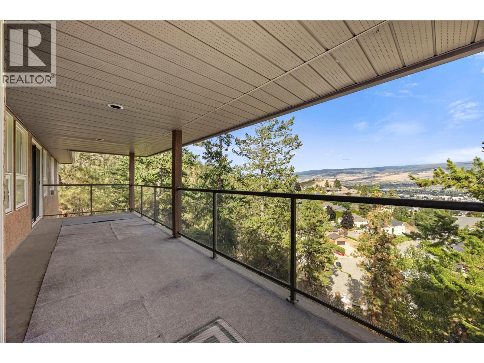  2308 Lillooet Crescent, Kelowna