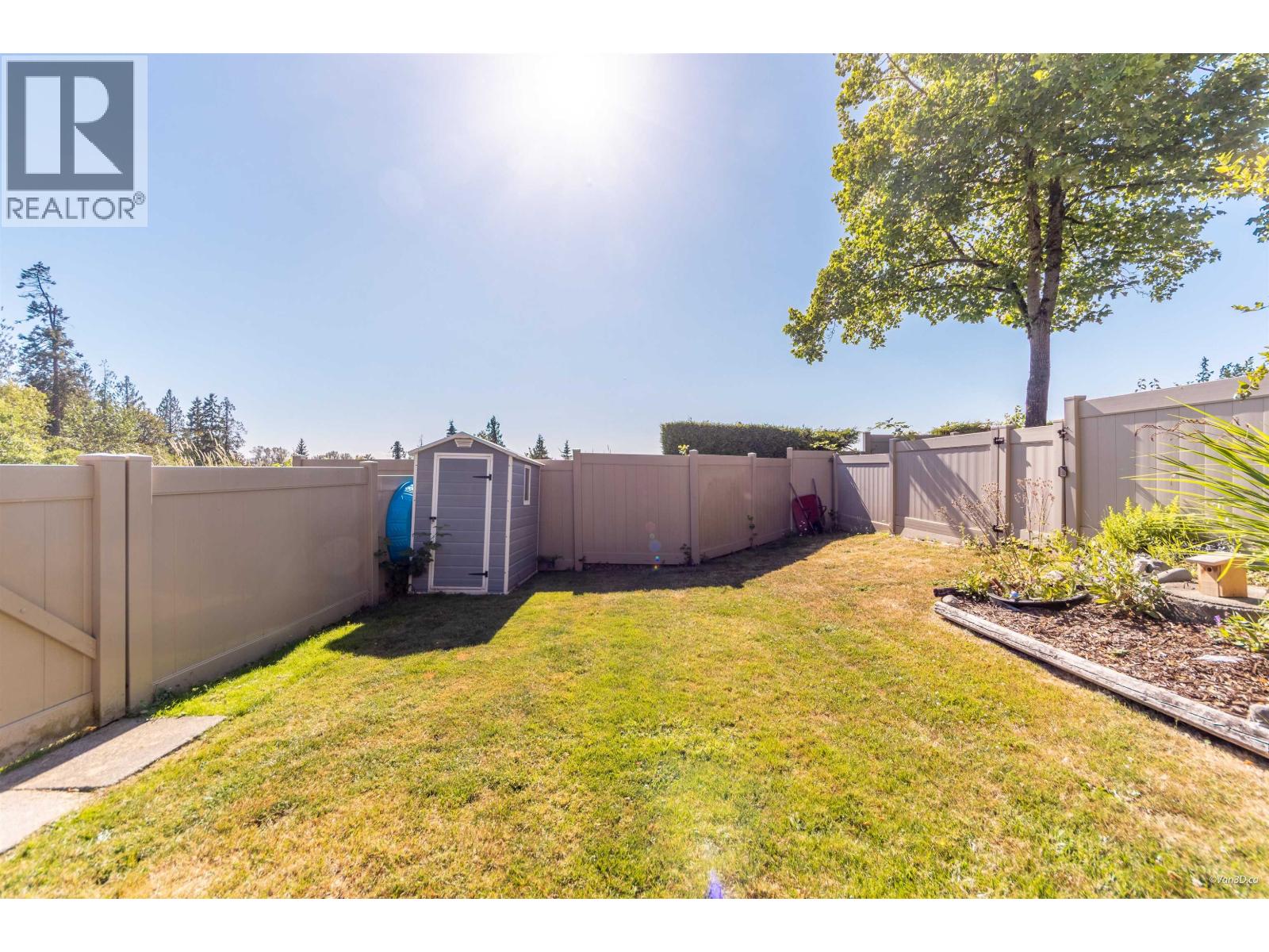 3 11464 FISHER STREET, Maple Ridge — photo 3