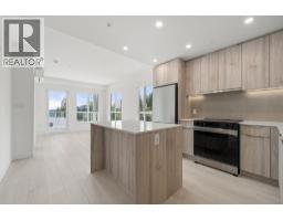 404 3594 Malsum Drive, North Vancouver, BC V7G0B4 Photo 8