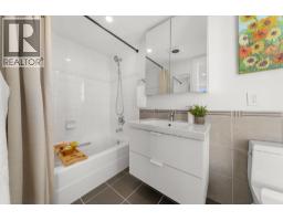 1704 1245 Quayside Drive, New Westminster, BC V3M6J6 Photo 20