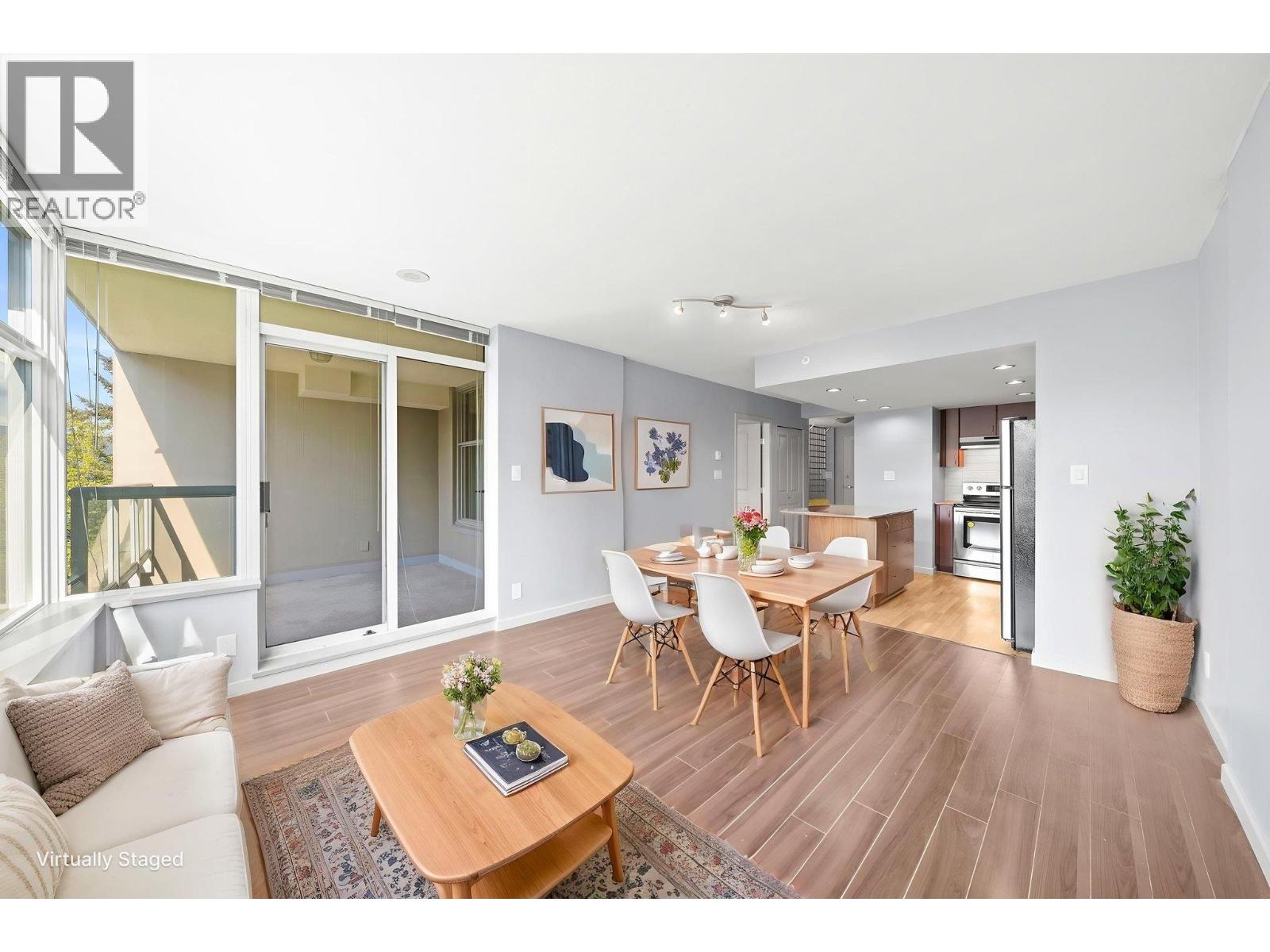 605 9262 UNIVERSITY CRESCENT, Burnaby — photo 3