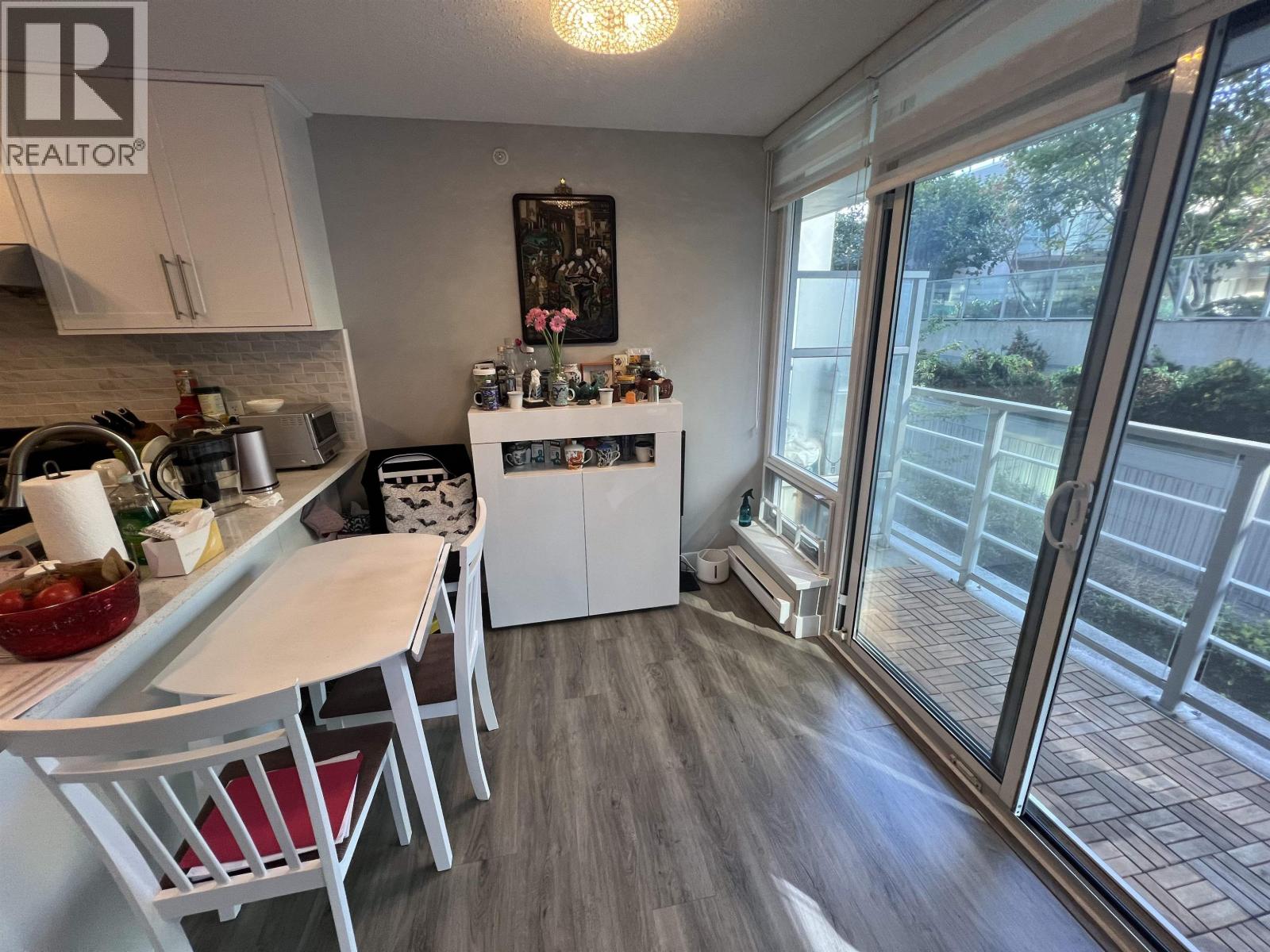 501 8280 LANSDOWNE ROAD, Richmond — photo 4