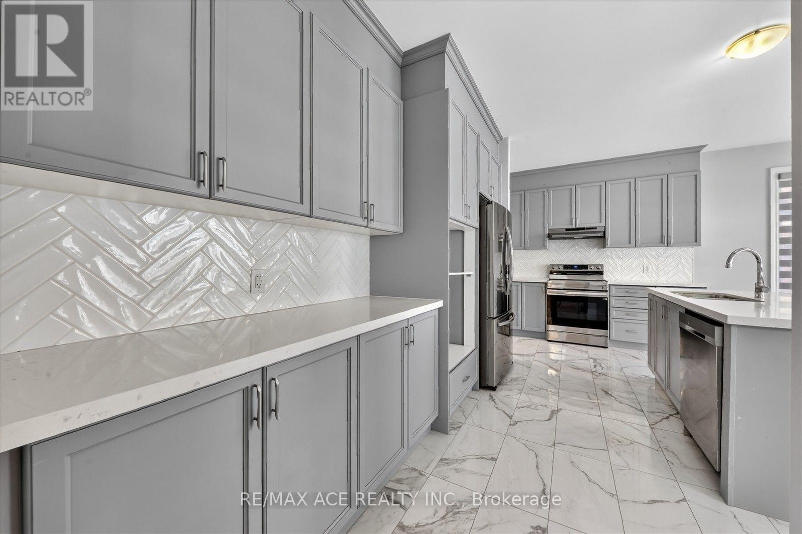 10 HITCHING POST ROAD - Image 19