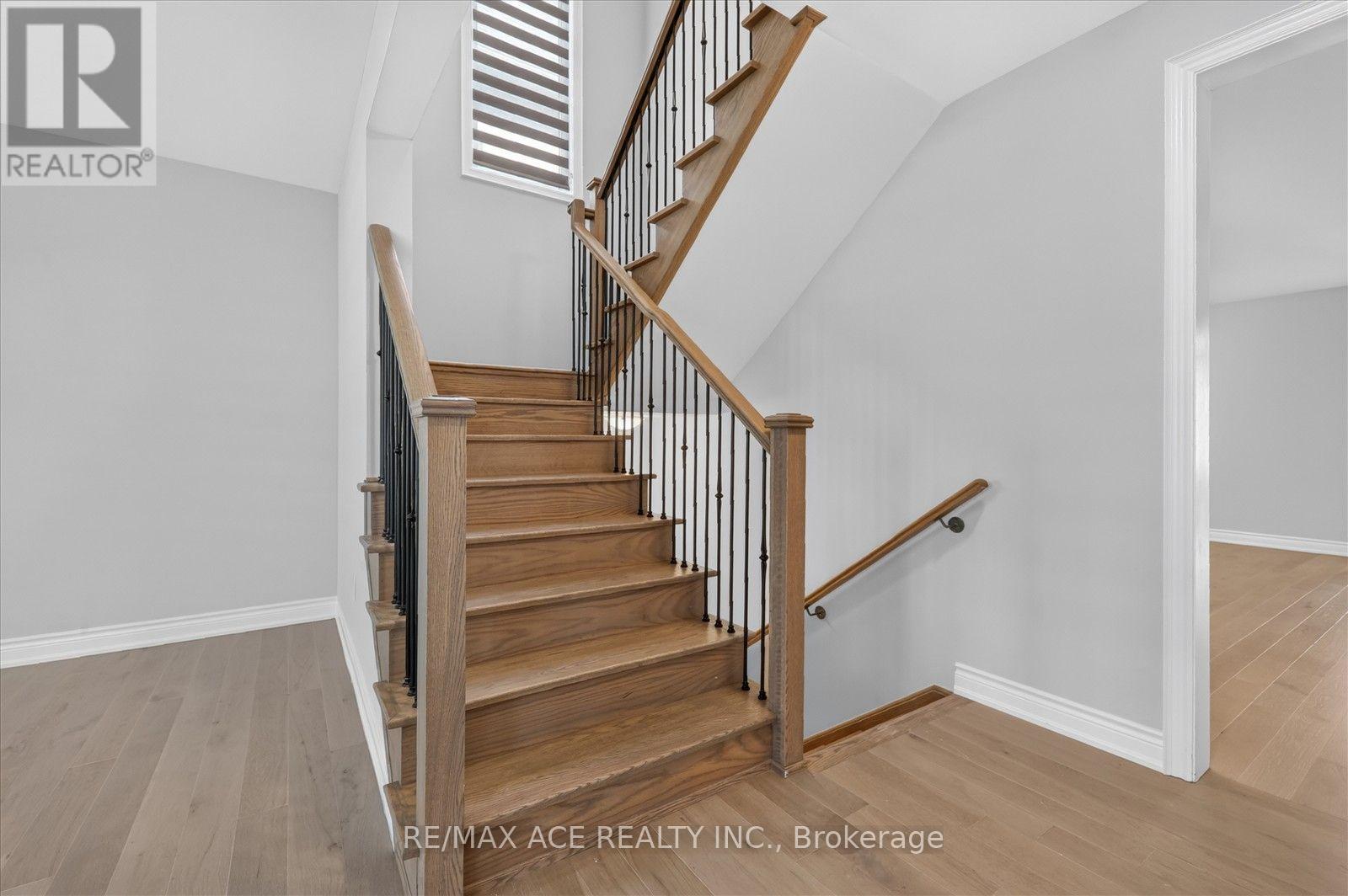 10 HITCHING POST ROAD - 21