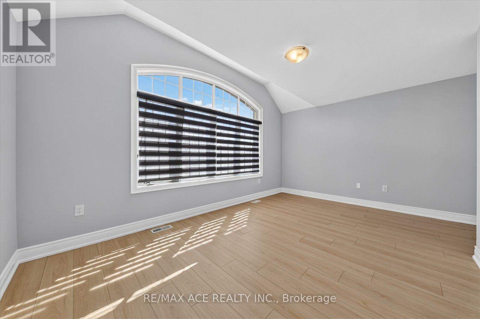 10 HITCHING POST ROAD - Image 35