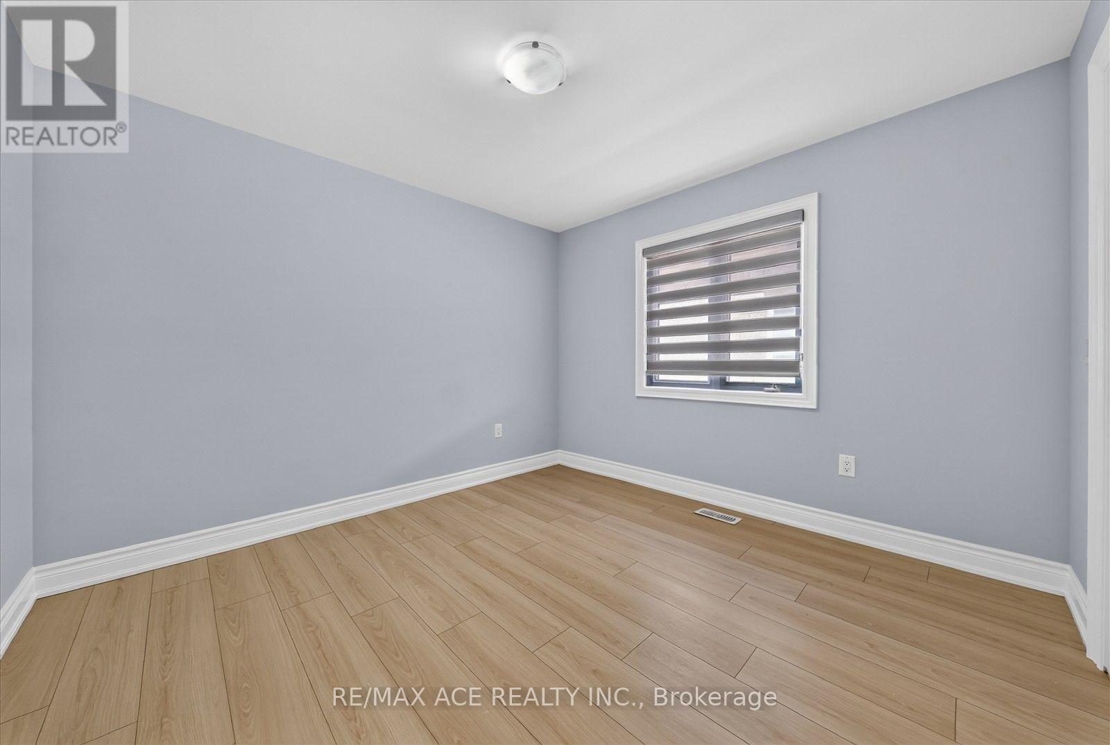 10 HITCHING POST ROAD - Image 38
