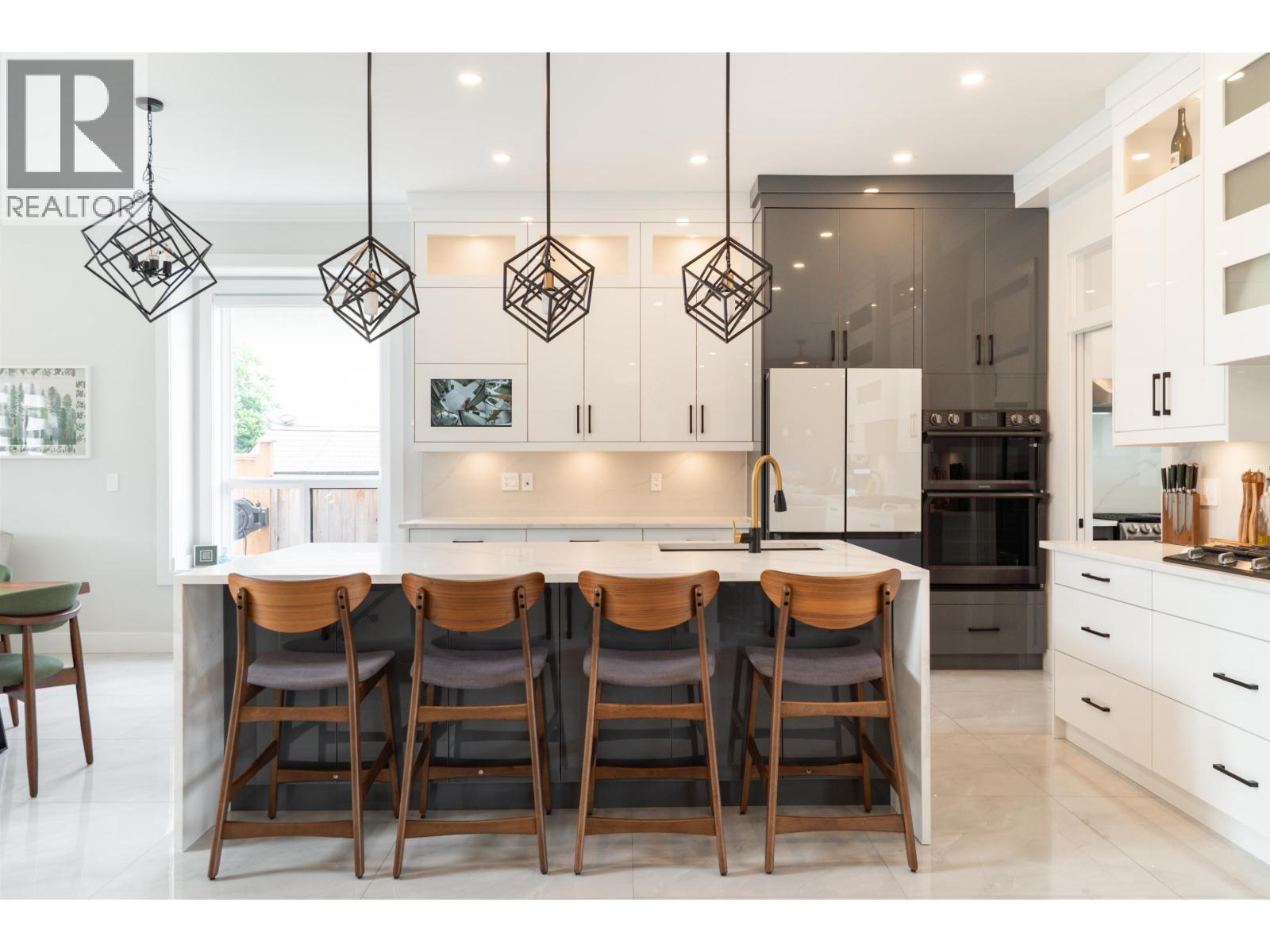 5675 LAUREL STREET, Burnaby — photo 5