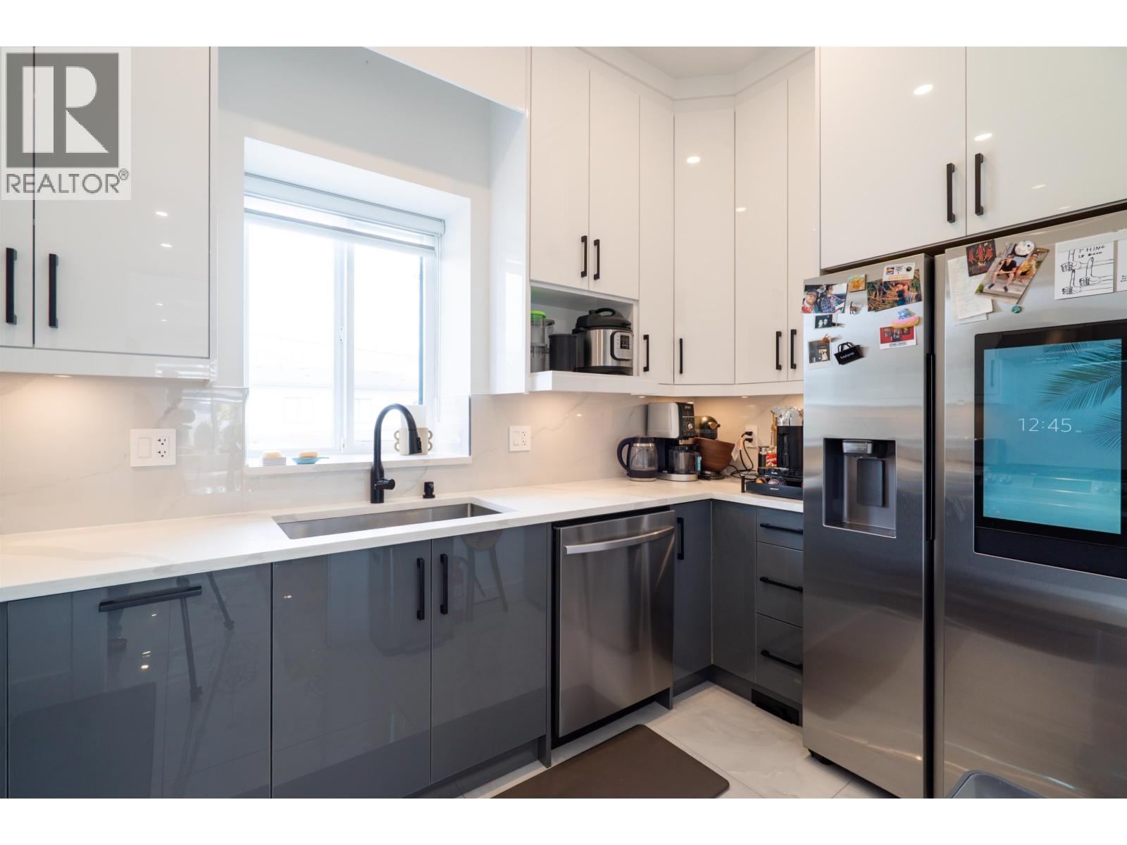 5675 LAUREL STREET, Burnaby — photo 9