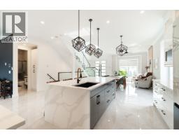 5675 Laurel Street, Burnaby, BC V5G1N4 Photo 10
