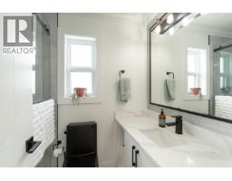 5675 Laurel Street, Burnaby, BC V5G1N4 Photo 27