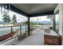 5675 Laurel Street, Burnaby, BC V5G1N4 Photo 32