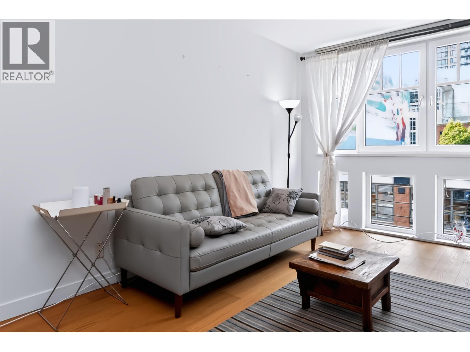 405 1072 HAMILTON STREET, Vancouver — photo 2