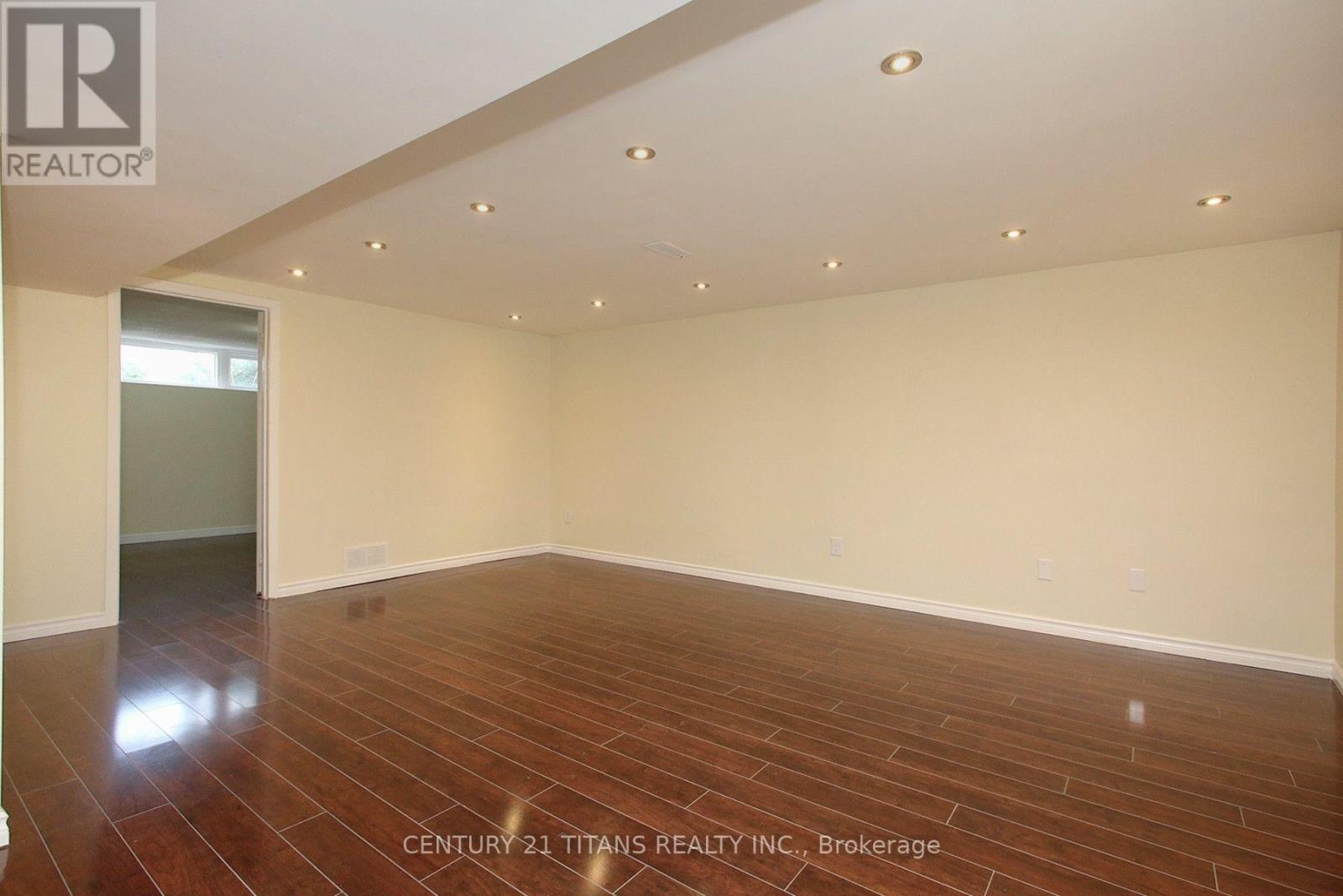 31 MONTERREY DRIVE - Image 26