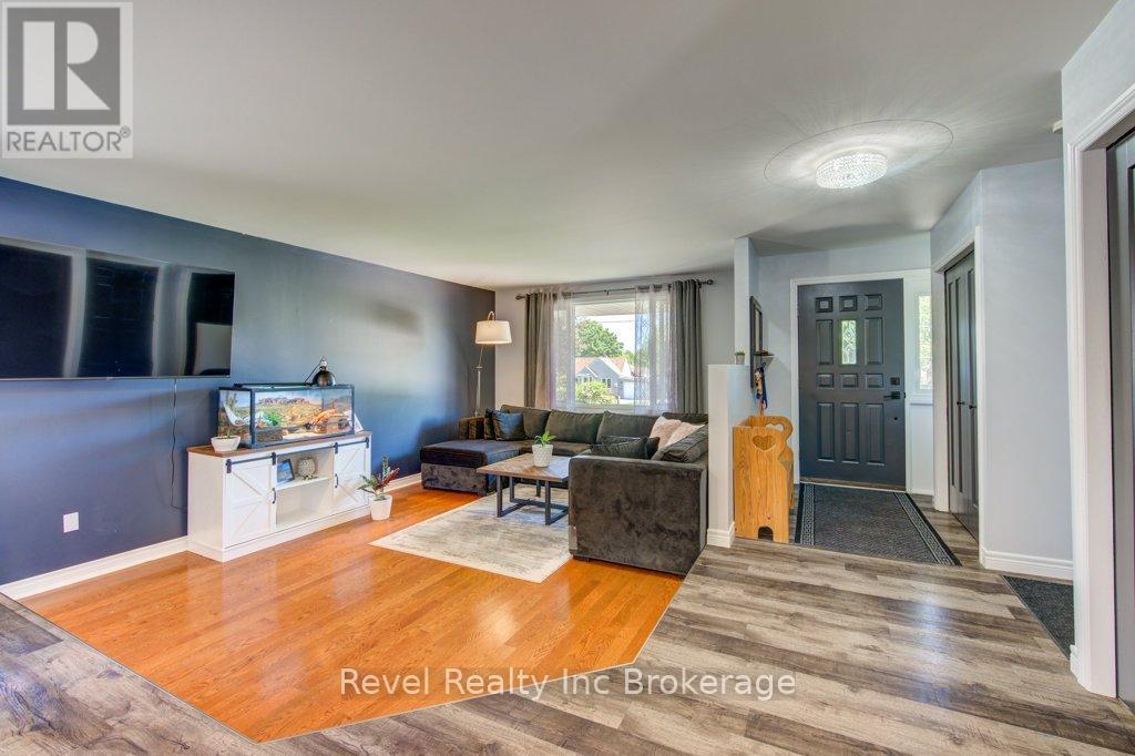 355 OXFORD AVENUE, Ingersoll (Ingersoll - North) — photo 6