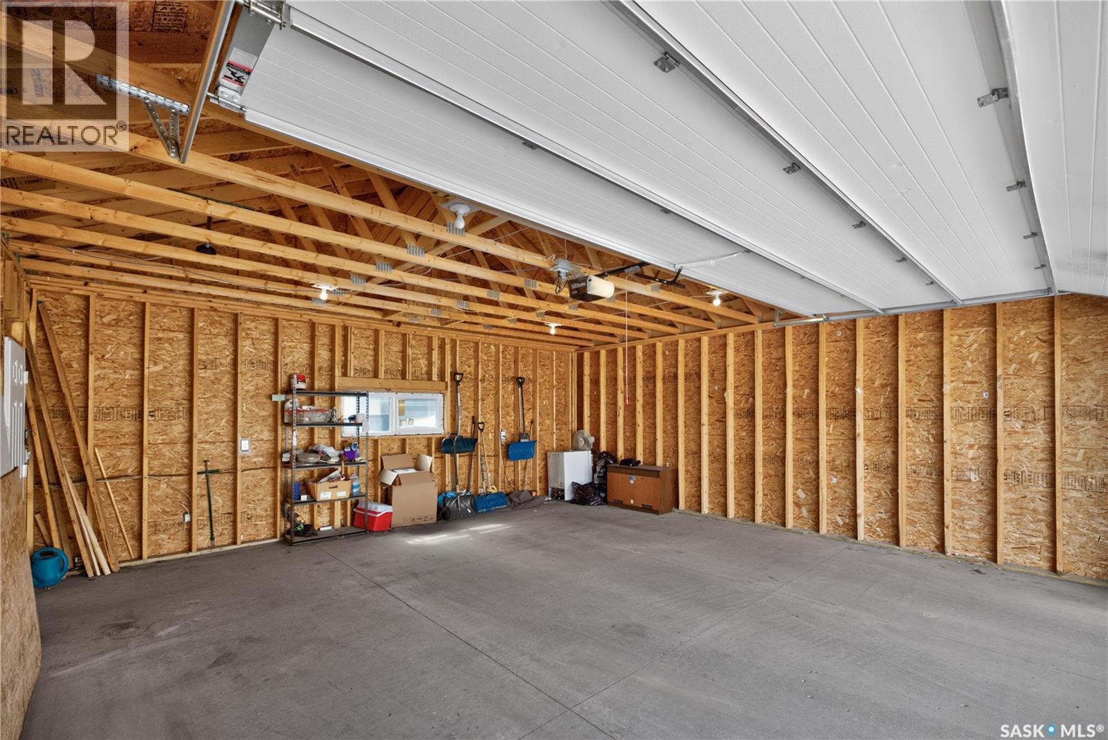278 Wyant LANE, Saskatoon — photo 34