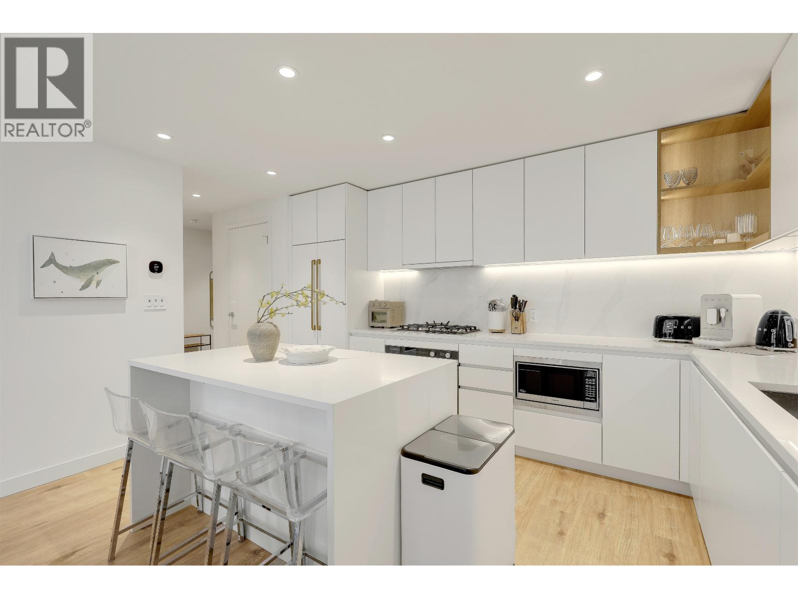 606 720 FARROW STREET, Coquitlam