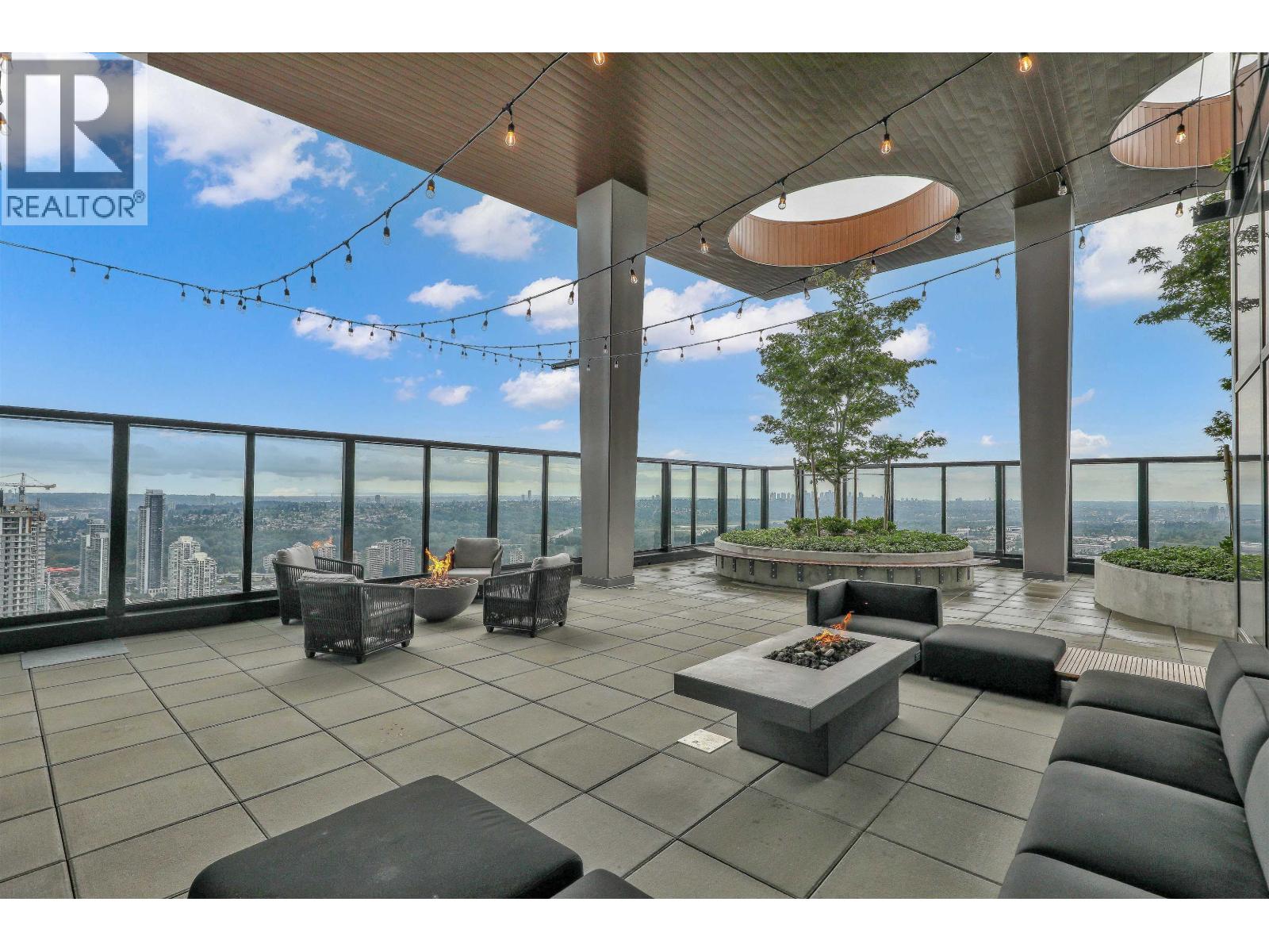 606 720 FARROW STREET, Coquitlam