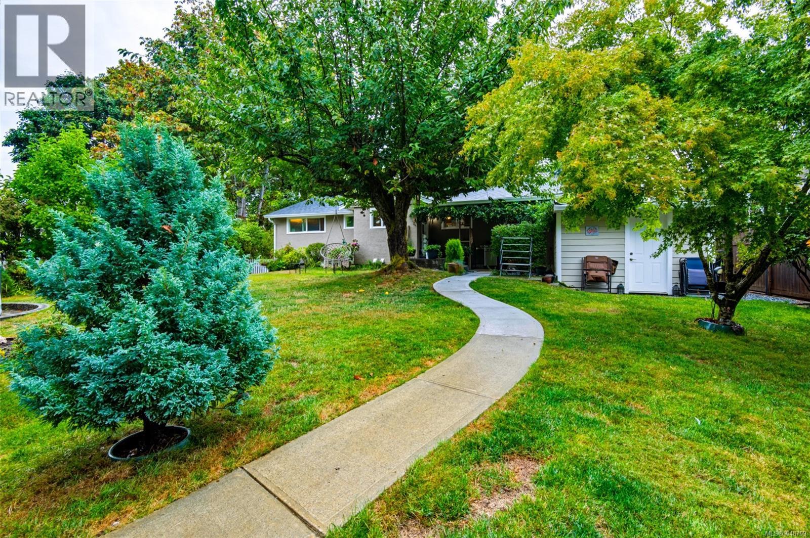 4436 Elizabeth St - Image 24