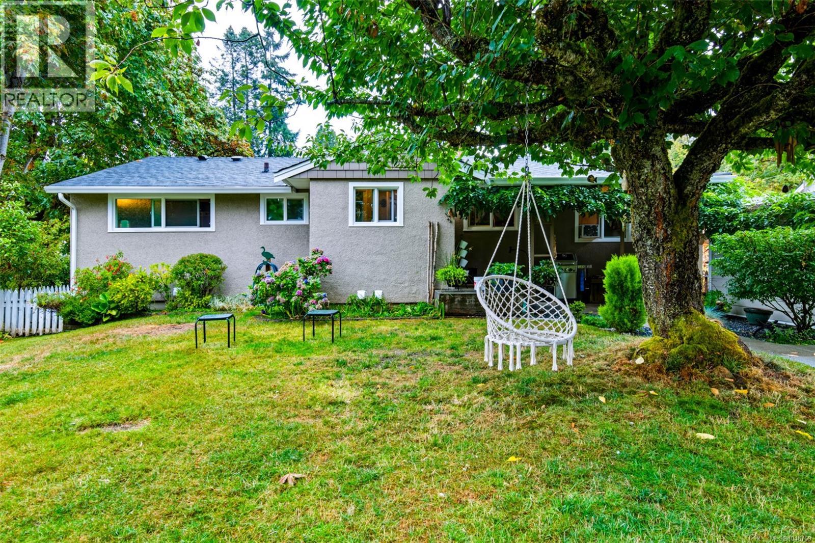 4436 Elizabeth St - Image 25
