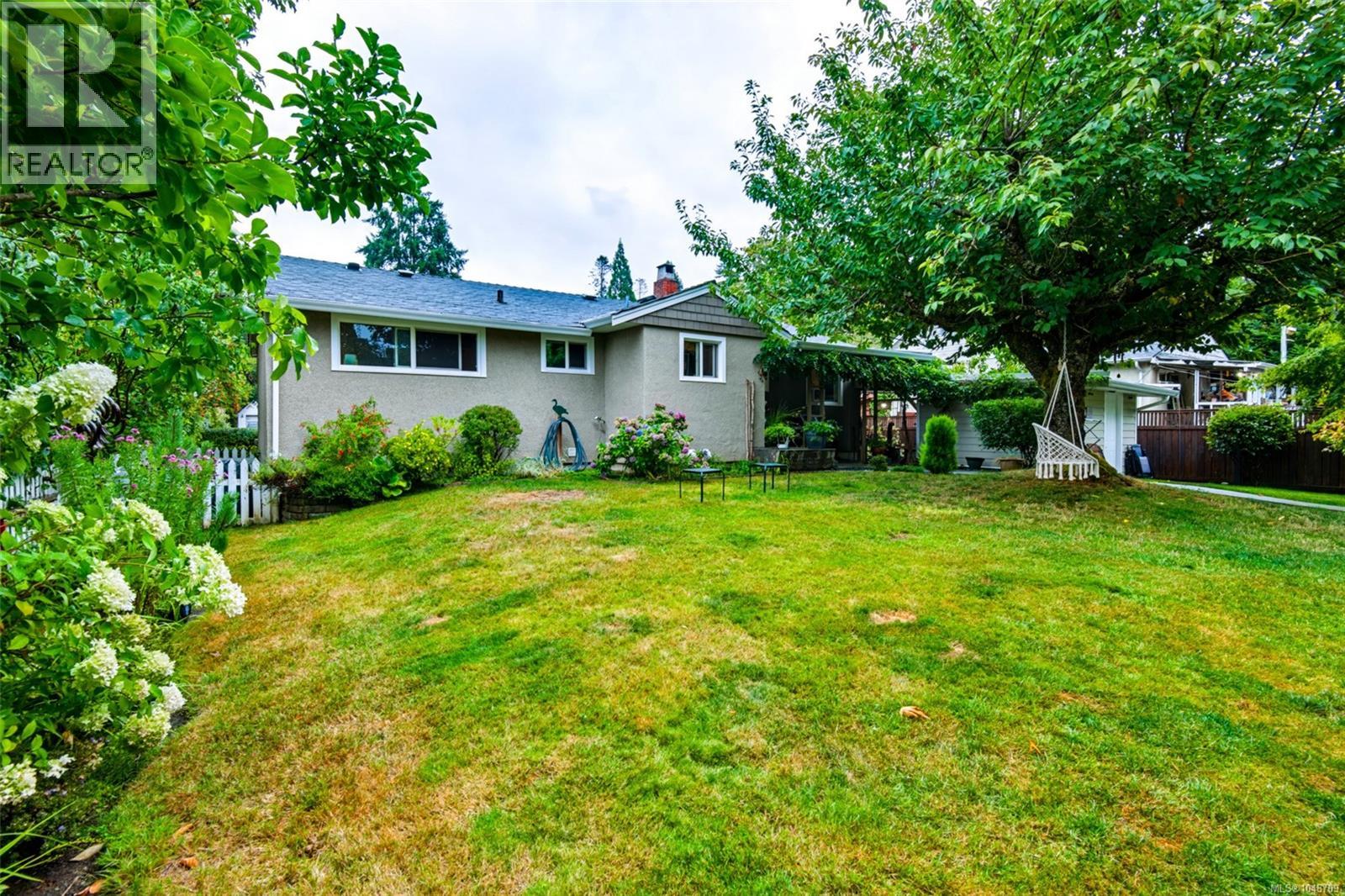 4436 Elizabeth St - Image 26